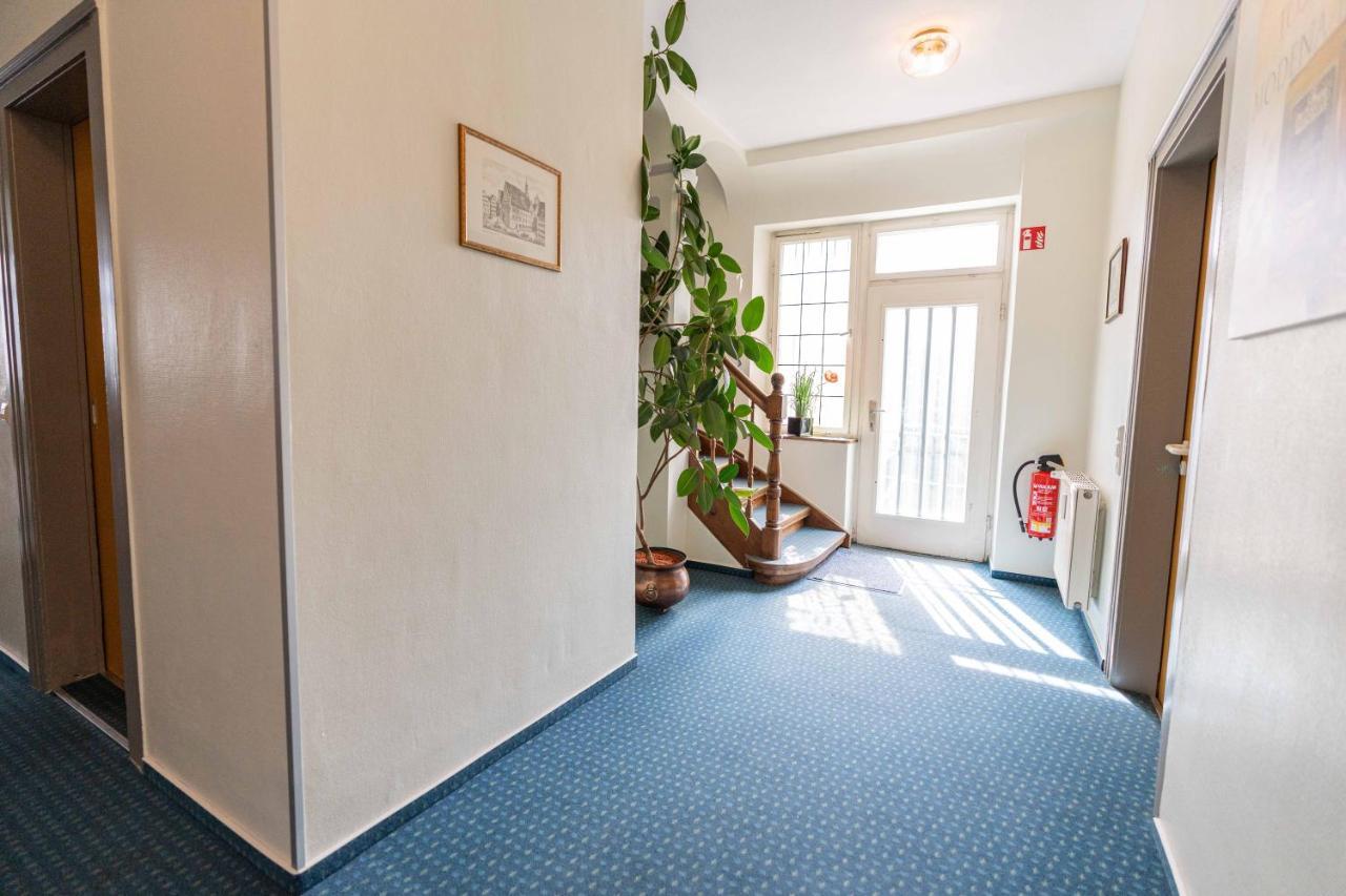 Hotel Am Roemerplatz ウルム エクステリア 写真